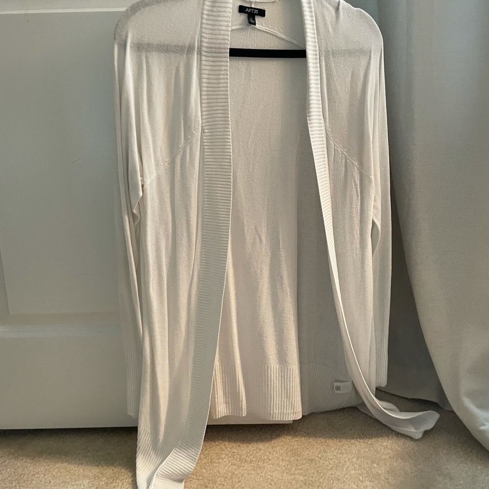 Apt 9 long cardigan. Light